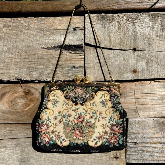 Vintage Handbags - 🌻Vintage Joseph Horne  Floral Mini Tapestry Purse Clutch {Made in West Germany}